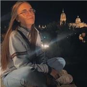 imparto clases de biología, matemáticas, lengua, francés, inglés o química a niños y niñas de primaria y la ESO